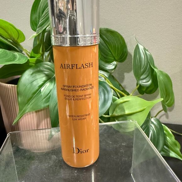 Dior Airflash Foundation Discontinued!!! Shade 4.5N - Picture 1 of 2